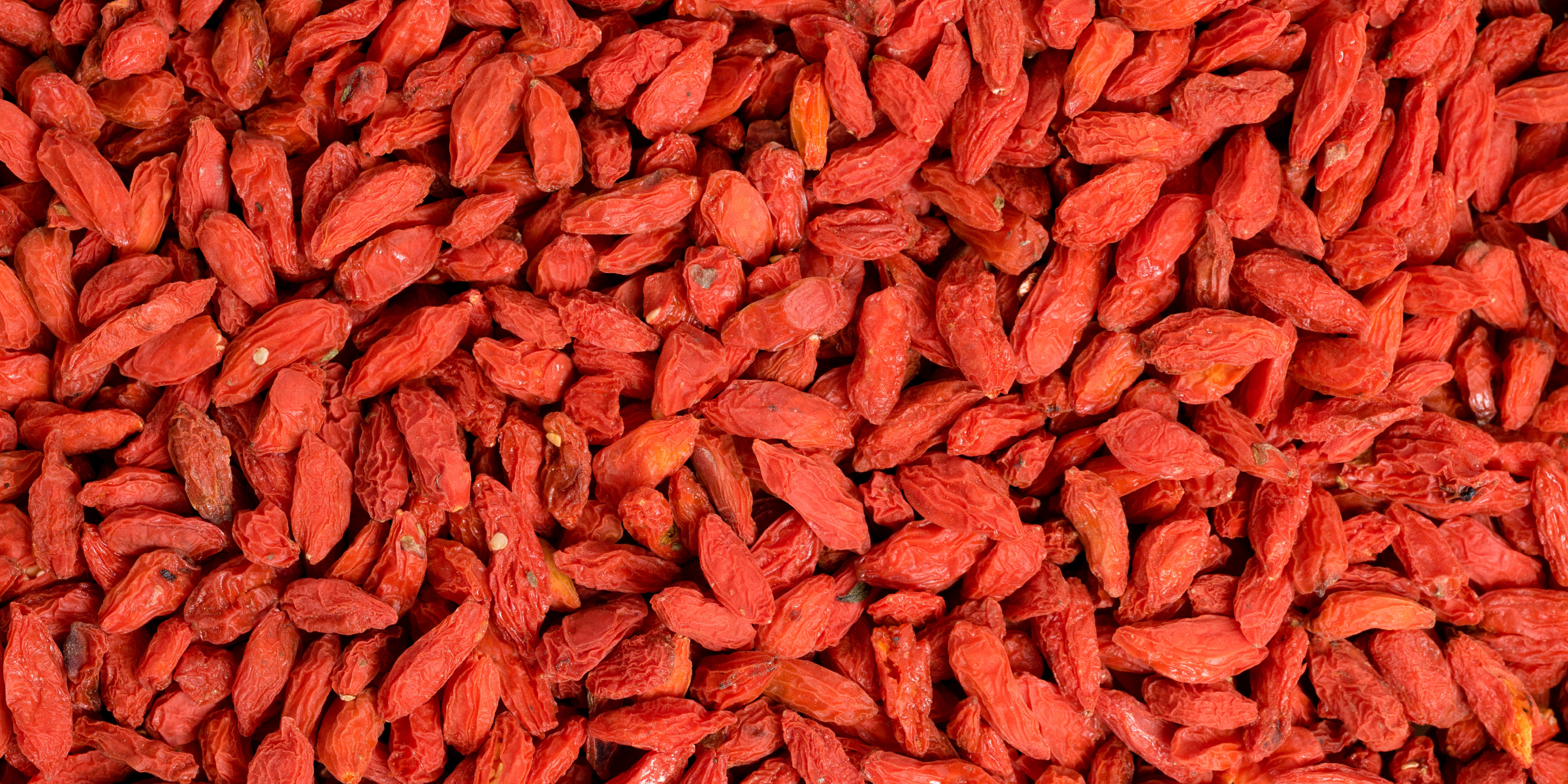 Background image Superfoods Myths Truths 2025