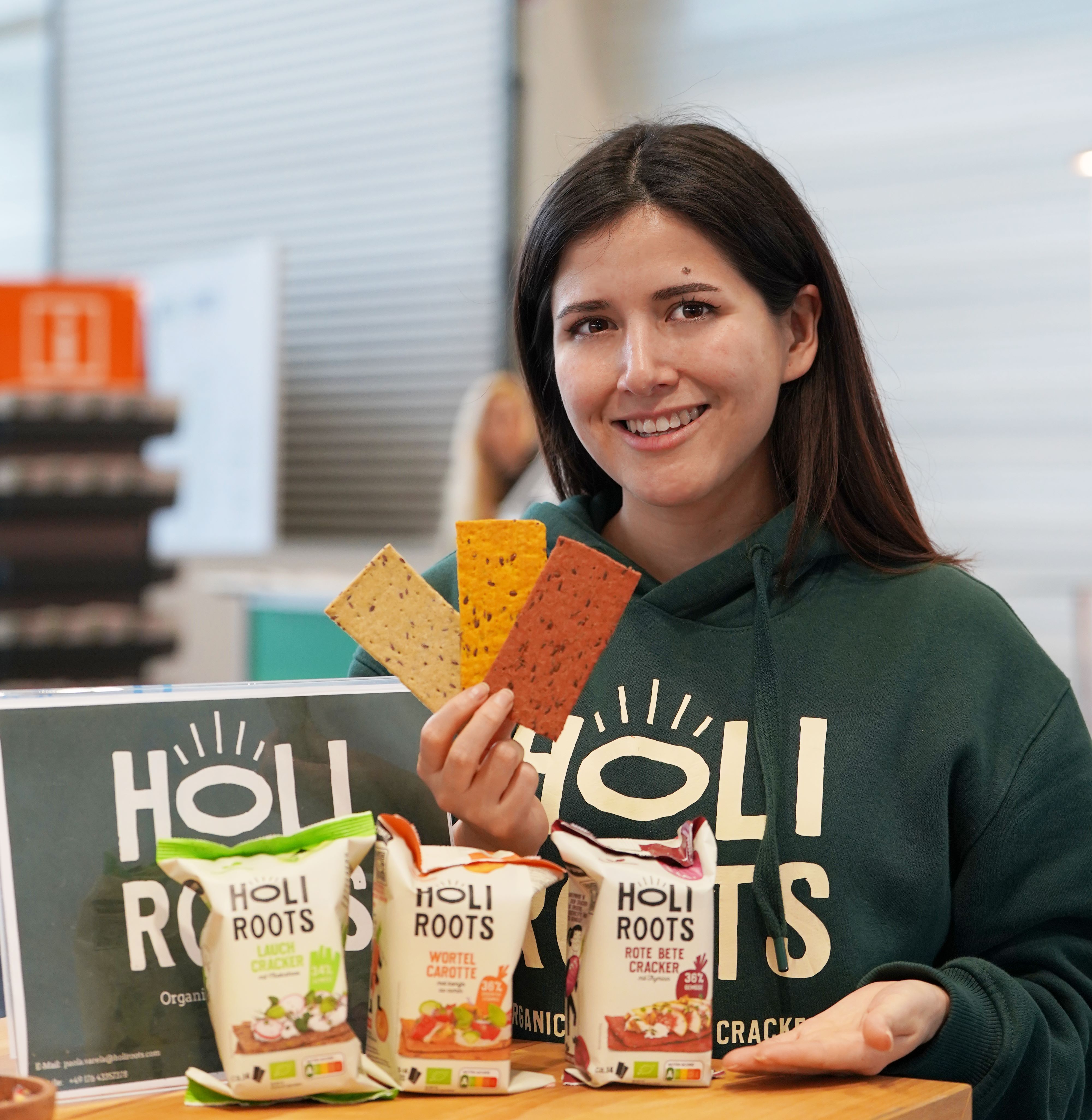 Food Solutions Paola Varela Holiroots